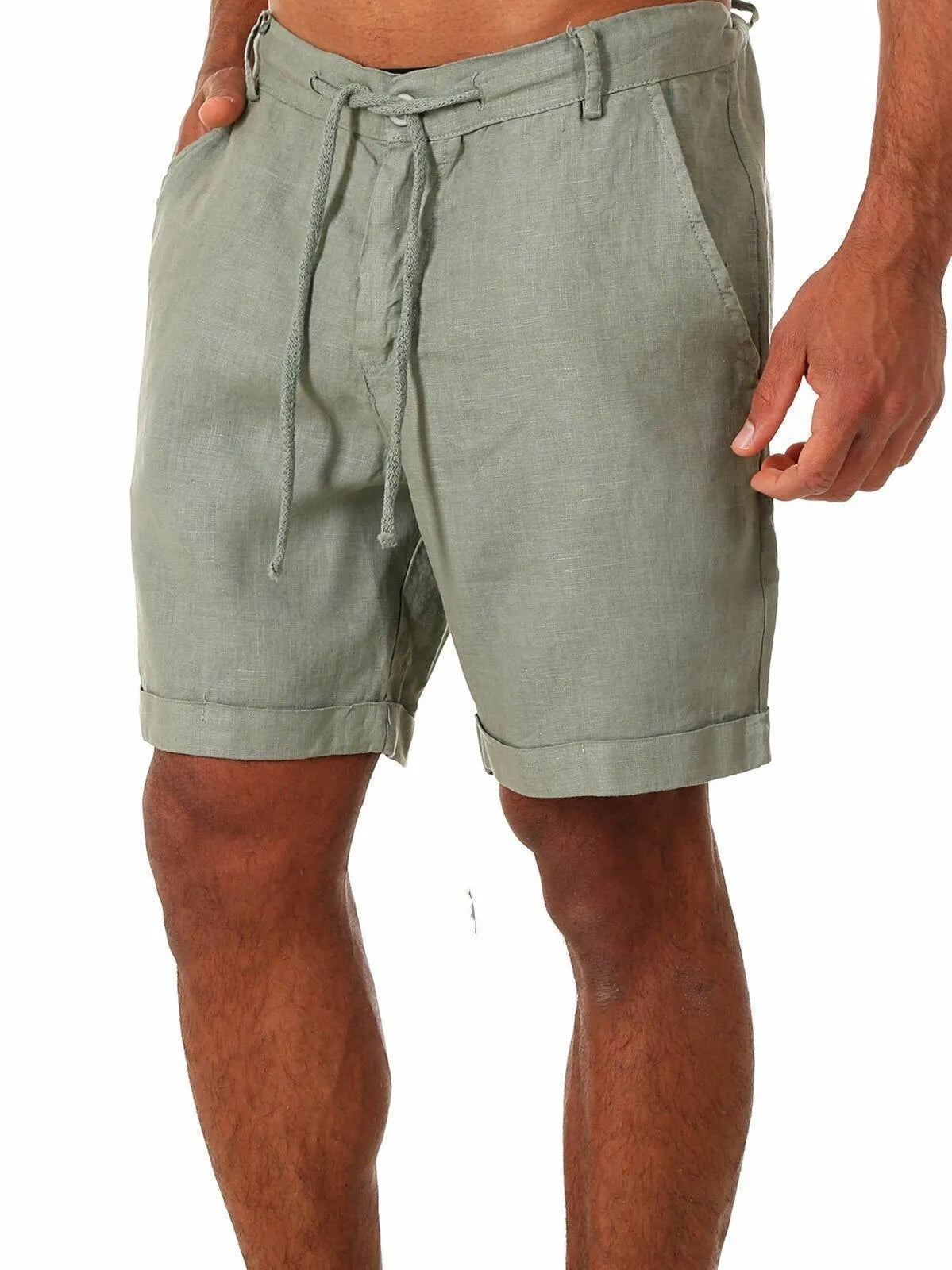 Saint Moritz classic cotton shorts in beige, featuring a relaxed fit and belt loops, shown on a model.
